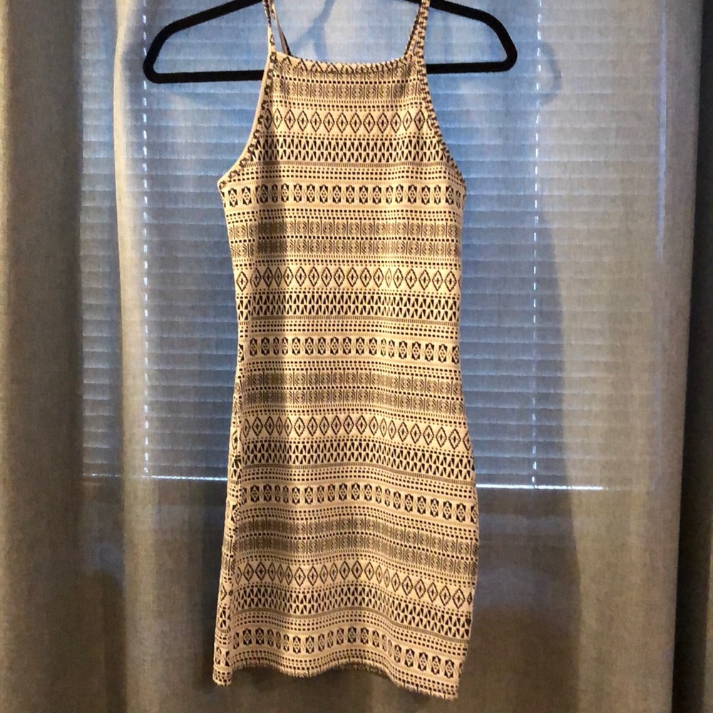 GARAGE White & Black summer dress Small